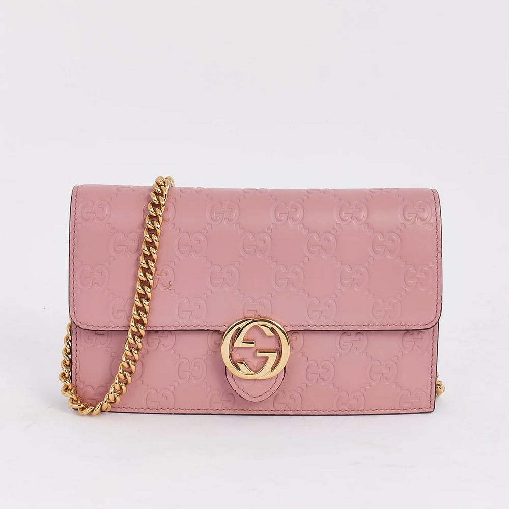 GUCCI PINK LEATHER SIGNATURE GG EMBOSSED WALLET ON CHAIN